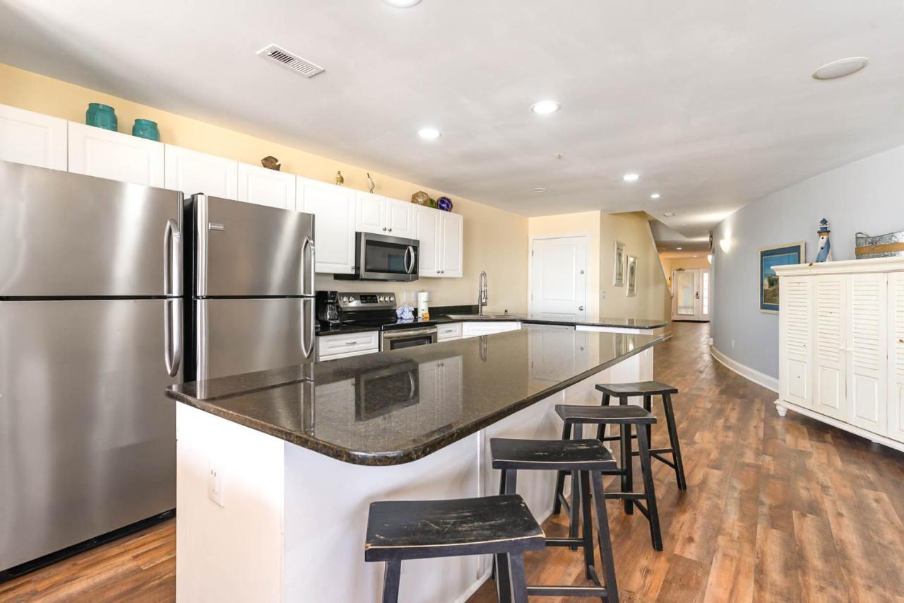 Spacious Penthouse Ocean Front 7 Bedroom Condo - Ambassador Villas Unit 401 Myrtle Beach Extérieur photo